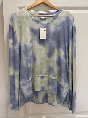SO Tie-Dye Cozy Top in Blue & Green Size Large NWT